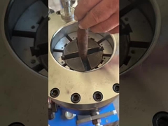 Maschine zum Krempeln von runden/quadratischen Rohren