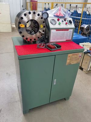 Ein guter Preis. 6 - 51mm Großmacht-Motor der hydraulischen Schlauch-51BY Kräuselungsmaschinen-3KW Online