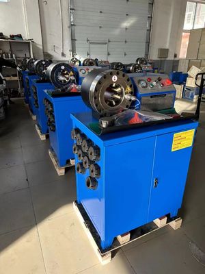 Hochleistungsmaschine für das Krempeln von Kautschukschläuchen 600T Krempfkraft 220v/240v/380v/415v
