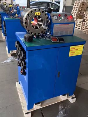 6-51mm Elektrische Leistung 220v/240v/380v/415v Gummi Schlauch Krempmaschine 600T Krempkraft mit Größe 860*640*1300 mm