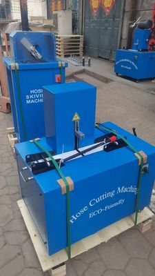 Elektrische Kautschukschlauchschneidemaschine und Skiving-Maschine mit 4 Schichten und fortgeschrittener Knopfsteuerung 2 Zoll 6-51mm Blau