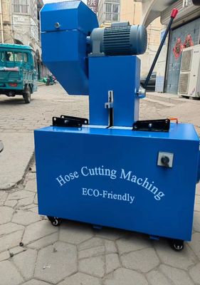 Elektrische Kautschukschlauchschneidemaschine Ski-Maschine mit 4 Schichten und fortgeschrittener Tastensteuerung 2 Zoll 6-51mm Blaue Farbe