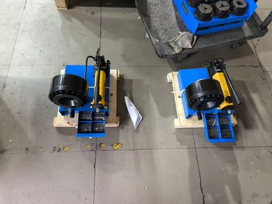 6-25mm 1 Zoll 0KW Manuelle Schlauchcrimping Maschine / Schlauchcrimpper mit 7 Stück Blau Farbe für Industrie