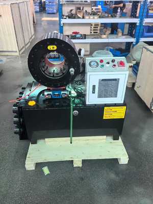 Ein guter Preis. 4 Zoll Hydraulische Schlauchcrimping-Maschine mit 16 Dies 6-102mm Reichweite Online