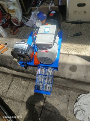 Ein guter Preis. 2.2 KW 220V Hydraulische Schlauchcrimping-Maschine mit 1/4 Zoll bis 1 Zoll Crimping-Bereich für 6-25mm Schläuche und 1 Jahr Garantie Online