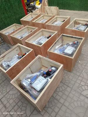 Ein guter Preis. Elektrische 220V Hydraulikschlauch-Crimpmaschine mit 1 Zoll Crimpbereich für 6-25mm Schläuche und 2,2KW Leistung Online