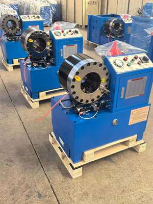 DX68 mobile Schlauchkrempmaschine mit 600T Krempkraft und Effizienz von 200 Stück pro Stunde