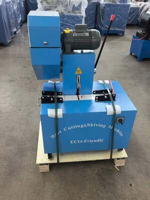 2 Zoll blaue elektrische 6–51 mm Schlauchschneide- und Schälmaschine mit Schutzvorrichtungen, 220 V/380 V Spannung und 10 austauschbaren Matrizen, zwei Funktionen in einer Maschine