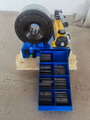 Ein guter Preis. 1/4 bis 2 Batterie-Antrieb des Zoll-handbetriebener Schlauch-Kräuselungsmaschinen-manueller hydraulischer Schlauch-12v der Bördelmaschinen-24v Online