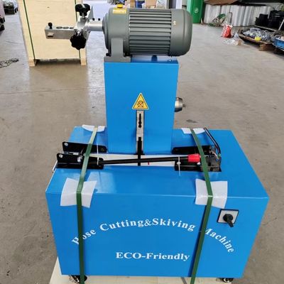 Ein guter Preis. 350mm*2.8mm automatischer Schlauch-Ausschnitt und spaltende Maschine mit 2850 U-/minmotor Online