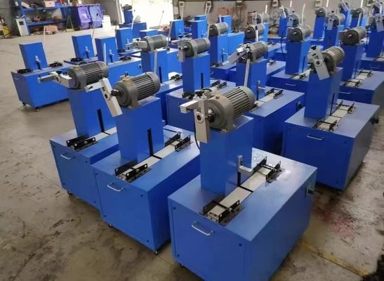 Ein guter Preis. Schlauchschneidemaschine mit 350*2,8 mm Durchmesser Online