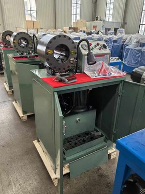 Ein guter Preis. Schmiedeprozess Halbautomatische elektrische Hydraulik-Schlauch-Rohrcrimpmaschine 10 Dies Schlauch-Crimpmaschine Online