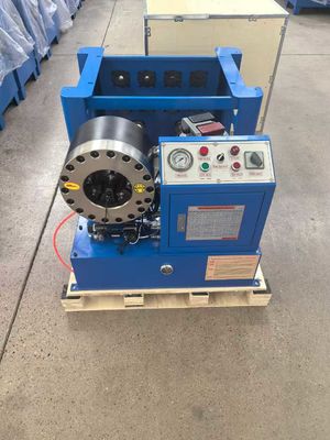 Effizientes tragbares Hydraulik-Schlauch-Crimper Crimping Blau Farbe Elektro-Modell mit Rack und Schnellwechsel-FormwerkzeugeRange 1/4-1.5 