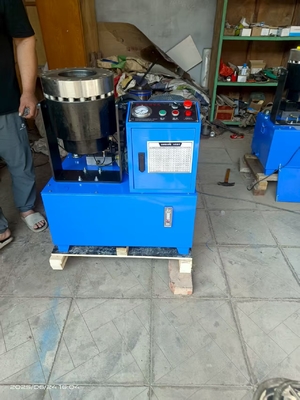 Ein guter Preis. Elektrische Rohrcrimpmaschine 220V/380V 1000psi für 1/4-2 Zoll Rohre Online