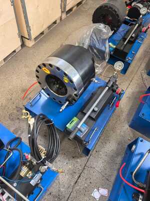 Ein guter Preis. 600T Krempkraft-Handschlauch-Krempmaschine mit 6-51 mm Reichweite und 10 austauschbaren Stäben für hydraulische Anwendungen Online