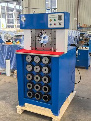 Ein guter Preis. 3-Zoll-Knopfsteuerungs-Hydraulikschlauchpressmaschine mit 6-76mm Pressbereich und 165mm maximaler Öffnung 380V Spannung Online