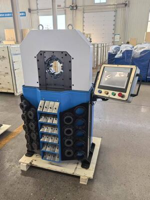 Ein guter Preis. 4-Zoll-Super-Thickness-Modell OEM-Service 0,01 mm Genauigkeit Hydraulikschlauch-Crimpmaschine mit 6–102 mm Crimpbereich und 16 Einsätzen Online