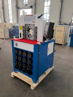 Ein guter Preis. 3 Zoll Super Dicke Modell 220v/380v Hydraulische Schlauchkrempmaschine PLC/Baumwollsteuerung 2800KN Krempkraft und 6-76mm Krempweite 15 Stück für hydraulische Anwendungen Online