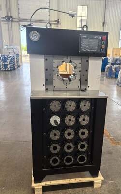 Ein guter Preis. 3-Zoll-Super-Thickness-Modell, SPS-gesteuerte Hydraulikschlauch-Crimpmaschine mit 6–76 mm Crimpbereich, schwarze Farbe, größere Druckkraft und 165 mm maximale Öffnung, 15 Matrizen Online