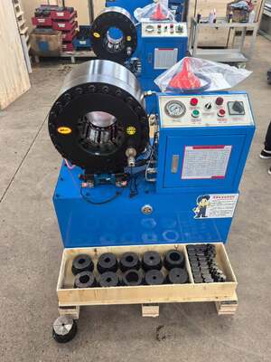 Ein guter Preis. 6 Zoll bis zu 150 mm Hydraulikschlauch-Crimpmaschine zum Crimpen von 6 Lagen/Drähten, 4–150 mm Crimpbereich, große Öffnung und 20 austauschbare Einsätze Online