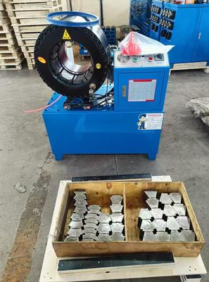 6-Zoll-bis-150-mm-Hydraulikschlauch-Crimpmaschine, Crimpung von 6 Lagen/Drähten, Schlauch 4-150 mm Crimpbereich, Große Öffnung, Crimpkraft 2500 Tonnen und 20 austauschbare Matrizen