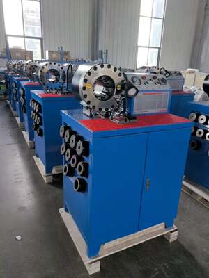 Ein guter Preis. 2 Zoll 600T 31,5Mpa Kautschukschlauchcrimping Maschine Höheres Modell Blaue Farbe 3kw/4kw Motor Knopfsteuerung System 220v/240v/380v/415v Spannung Mit 6-51mm Crimping Reichweite und 10 austauschbare Stäbe online